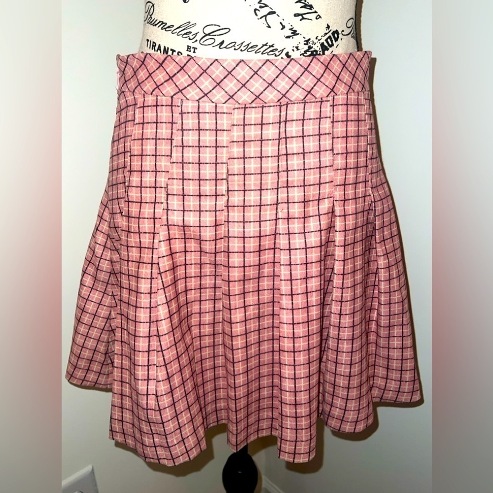 Love & Piece Junior's Pink Pleated Shirt, Small